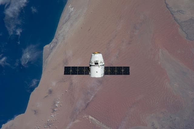 NASA image: Dragon Spacecraft Approaches ISS