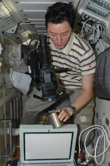 NASA image: iss031e140699