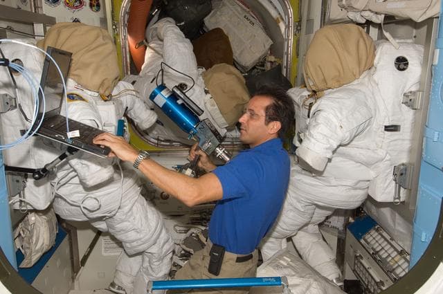 NASA image: iss031e149757