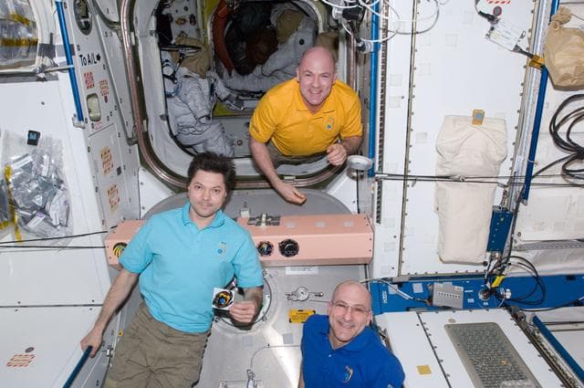 iss031e150074