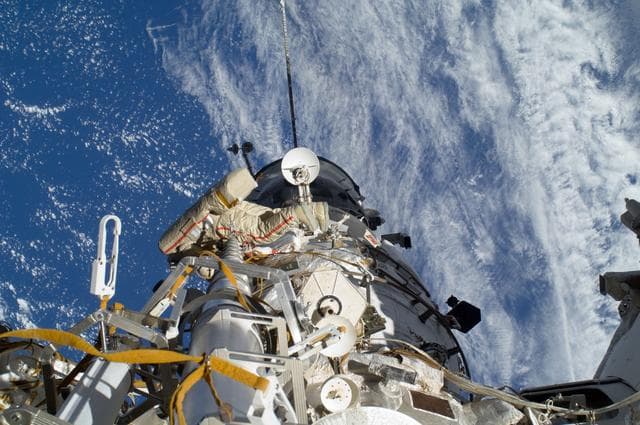 NASA image: Russian EVA-31 spacewalk