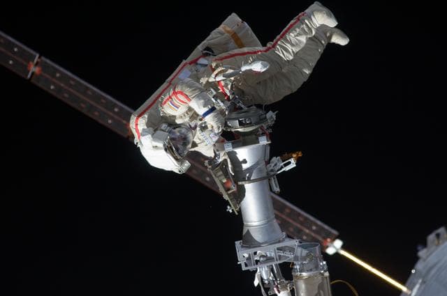 NASA image: Russian EVA-31 spacewalk