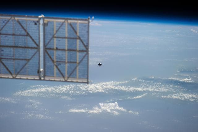 NASA image: Russian EVA-31 spacewalk