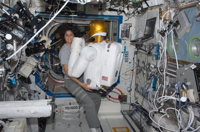 NASA image: Williams with Robonaut 2 in U.S. lab