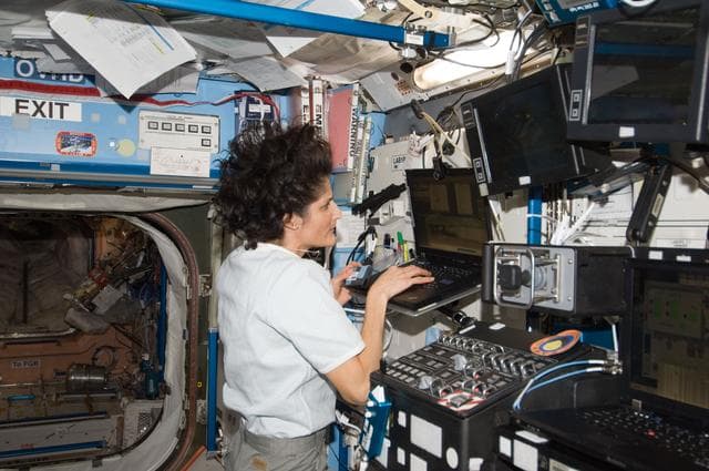 NASA image: Williams in U.S. Laboratory
