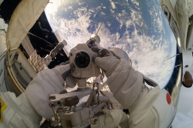 NASA image: EVA 20