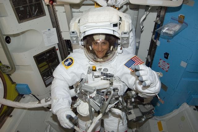 NASA image: EVA-20 prep
