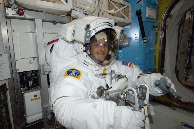 NASA image: EVA-20 prep