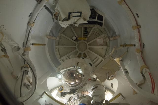 NASA image: EVA-20 prep