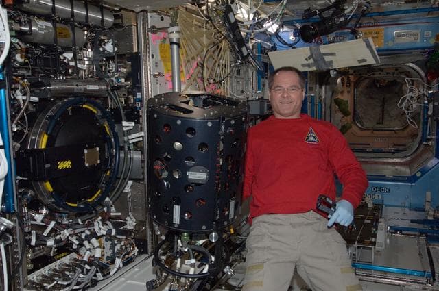 NASA image: Ford during in-flight maintenance of the CIR MDCA in the U.S. Laboratory