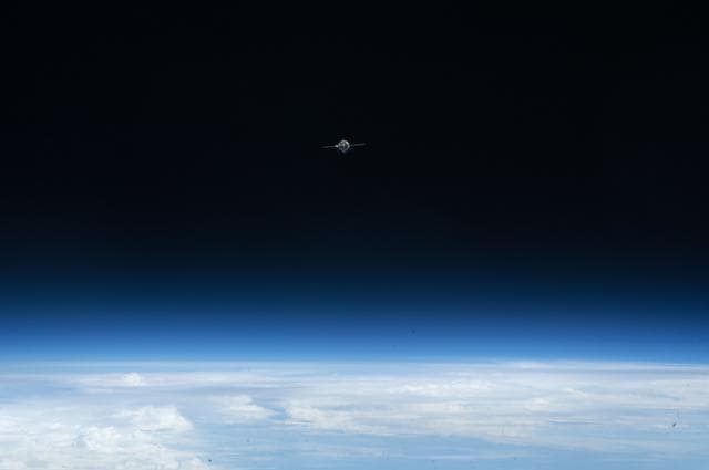 NASA image: Soyuz TMA-07M arrival