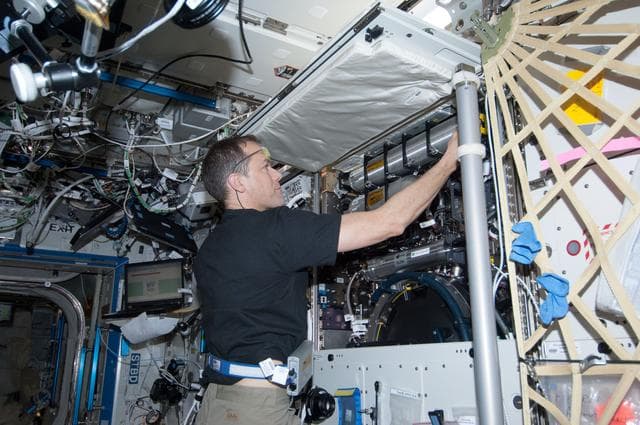 NASA image: Marshburn services the CIR in the U.S. Laboratory