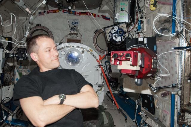 NASA image: Marshburn conducts the SPHERES VERTIGO Experiment in the JPM