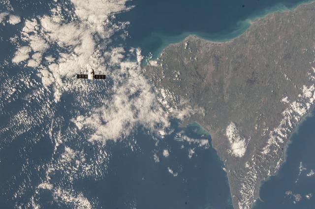 NASA image: iss034e057954