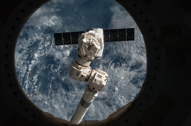 NASA image: iss034e058026