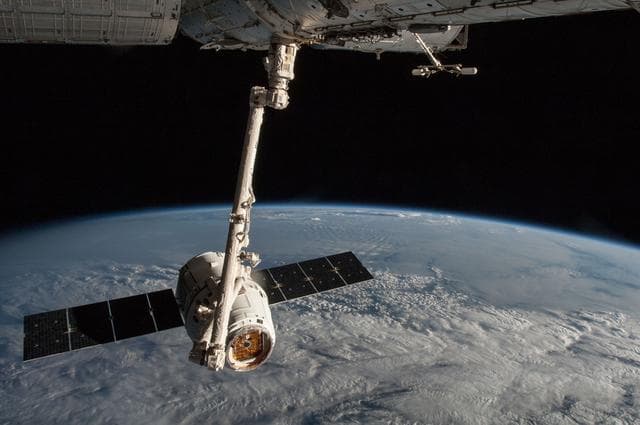 NASA image: iss034e058058