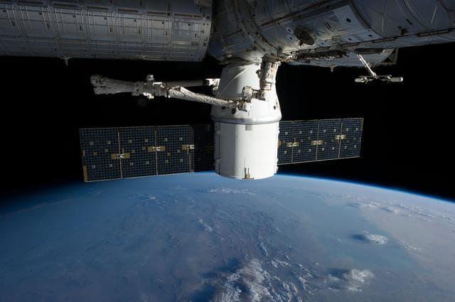 NASA image: iss034e060629