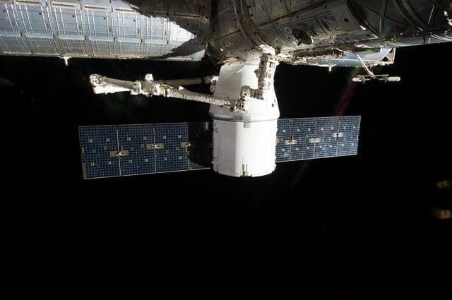 NASA image: iss034e060699