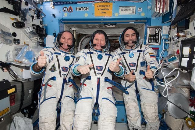 Ford,Novitskiy,and Tarelkin in the U.S. Laboratory