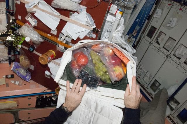 iss034e062087