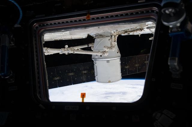 NASA image: iss034e062471
