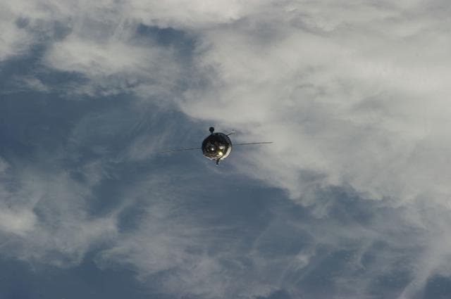 NASA image: Progress 51P on approach to the ISS