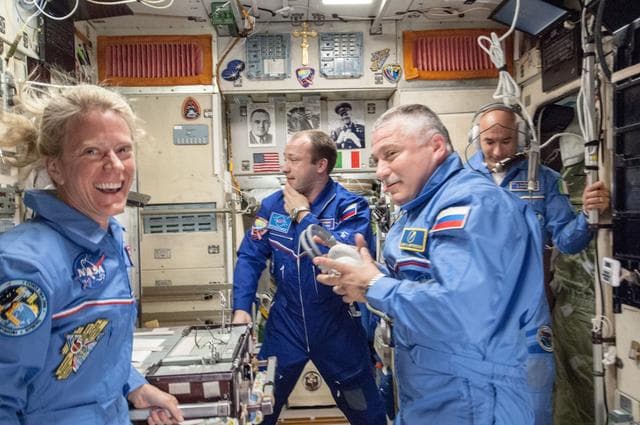 NASA image: Welcome ceremony for rest of Expedition 36 crew