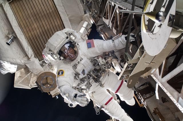 NASA image: EVA 22 taken with camera 2