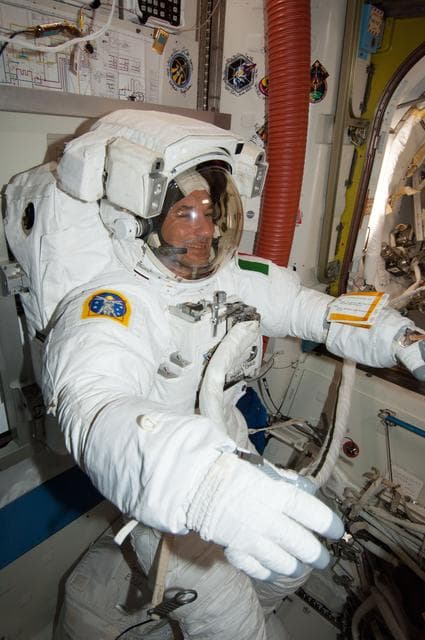 NASA image: Photos taken inside ISS during EVA day