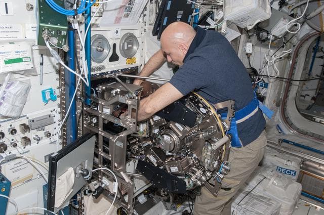 NASA image: Biolab