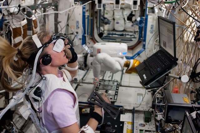 NASA image: Robonaut 2 Tele-Ops