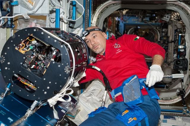 NASA image: Parmitano with MDCA chamber