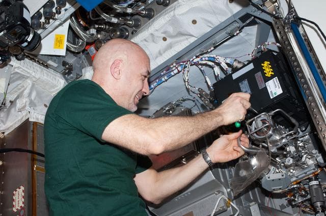 NASA image: Parmitano in U.S. Laboratory