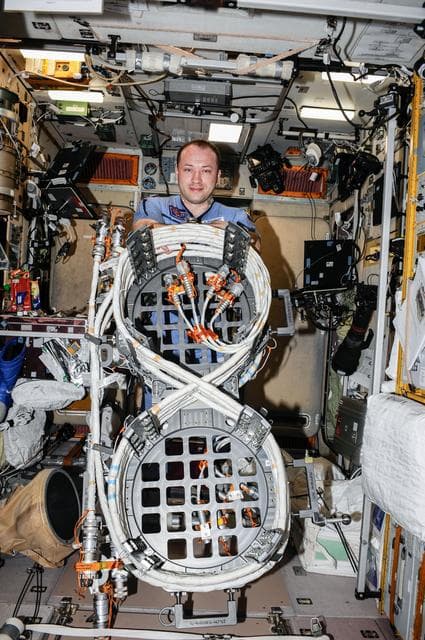 NASA image: Hardware for EVA 34 (VKD-34)