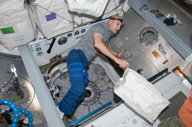 NASA image: HTV4 Hatch opening
