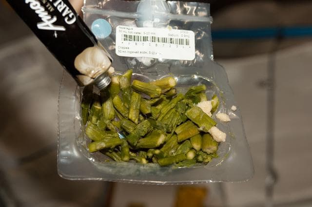 Bag of asparagus