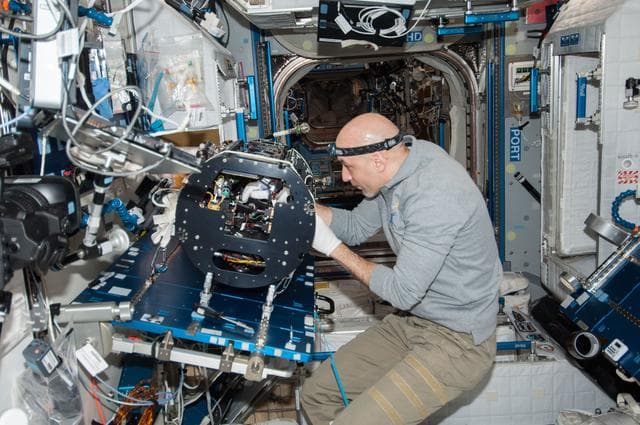 NASA image: Reconfiguration of the CIR for MDCA FLEX Experiment