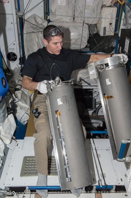 NASA image: Hopkins works with tanks from the ARFTA