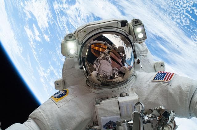 NASA image: iss038e020234