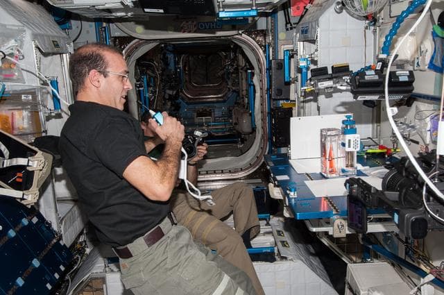 NASA image: CFE-2 Experiment ICF-5 in the Node 2