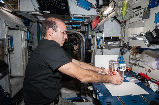 NASA image: CFE-2 Experiment ICF-5 in the Node 2