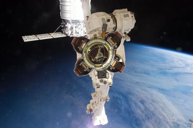 NASA image: iss038e031046