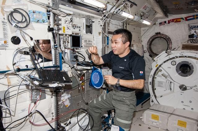 NASA image: Wakata works at the ZSR Rack in the JPM