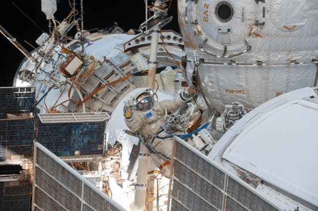 NASA image: iss038e036803