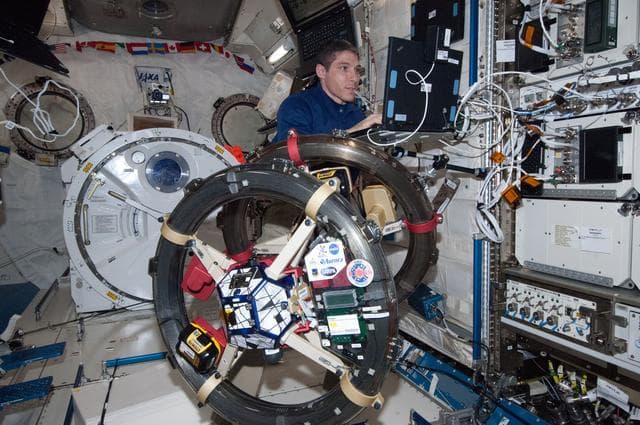NASA image: Hopkins works with SPHERES-Rings Experiment