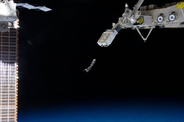 NASA image: iss038e056308