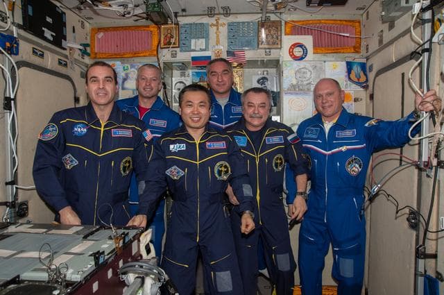 NASA image: Expedition 39 Crewmembers Inflight Portrait