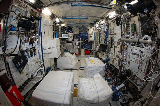 NASA image: COL Deck stowage survey for COL-CC