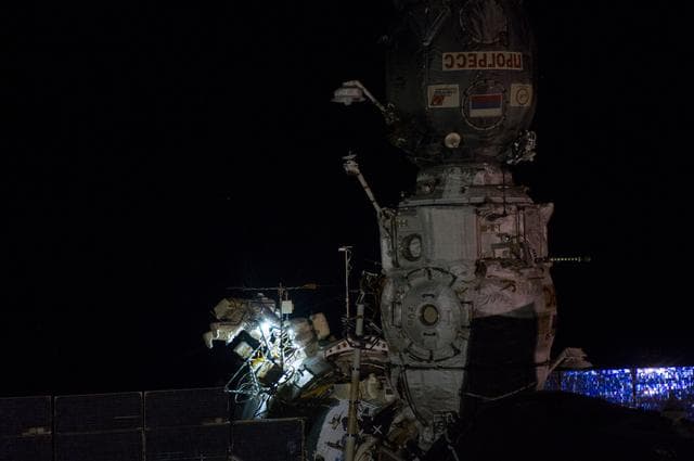 NASA image: Russian EVA 38.