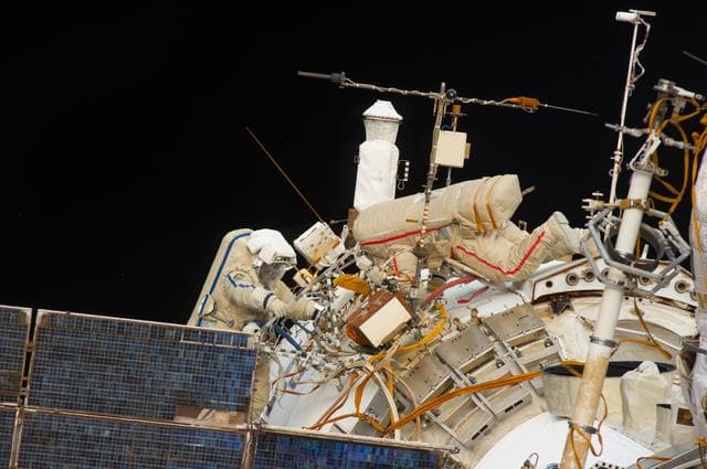 NASA image: Russian EVA 38.